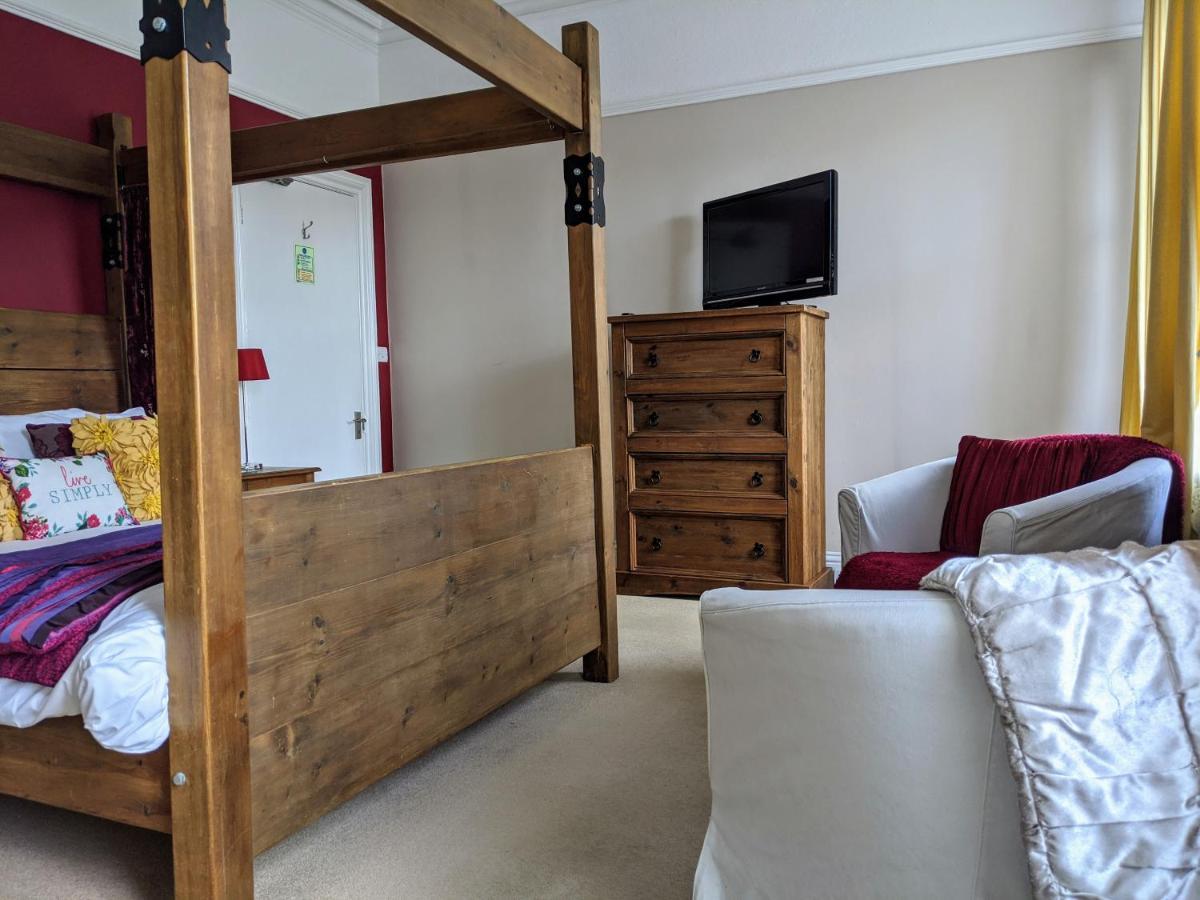 Hillcrest Guest house