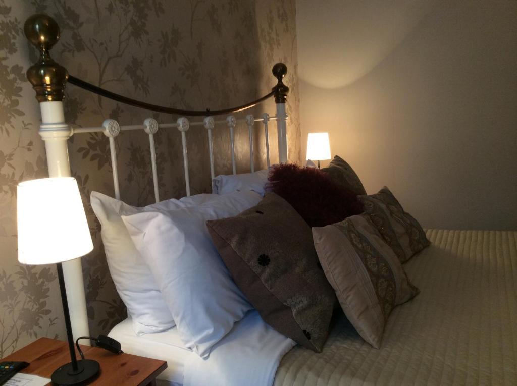Hillcrest Guest house 4*
